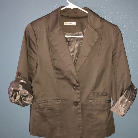 Tan jacket with pin stripe sleeves - Picture 2 of 2